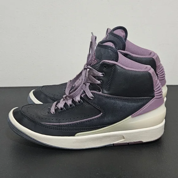 Nike Air Jordan 2 Retro/Women's/Off Noir/ Mauve/DX4400-005/size 9.5